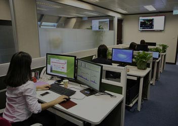 短信验证码轰炸平台